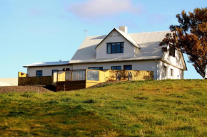 Отель Guesthouse Steindórsstadir  Reykholt
